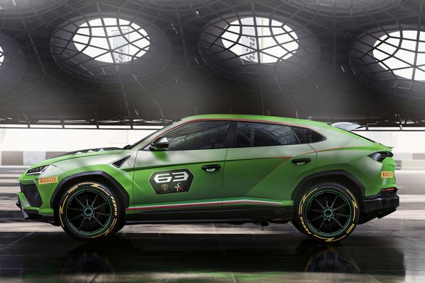 2018 Lamborghini Urus ST-X