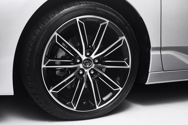 2019 Toyota Avalon Touring Wheel