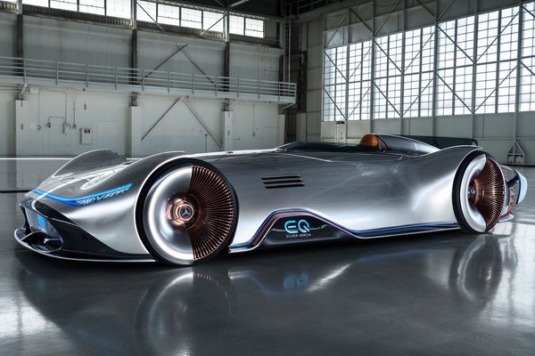 2018 Mercedes-Benz EQ Silver Arrow