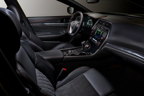 2019 Nissan Maxima Interior