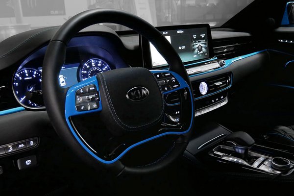 2018 Kia DUB K900 Interior