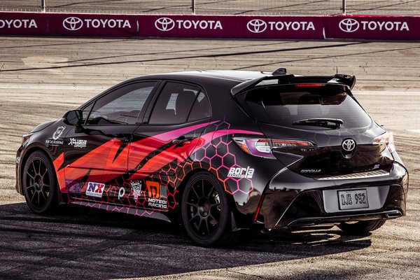 2018 Toyota Corolla Hatchback by SoCal Kustomz