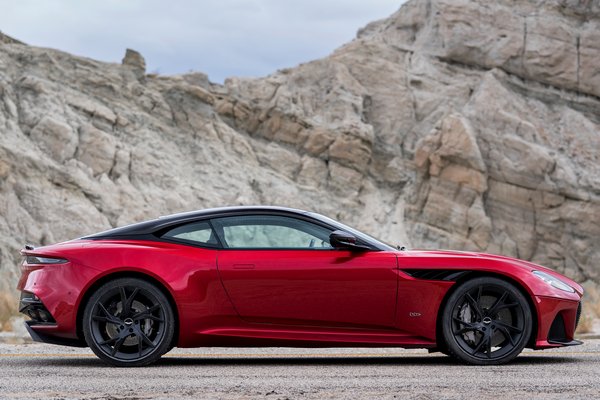 2019 Aston Martin DBS Superleggera