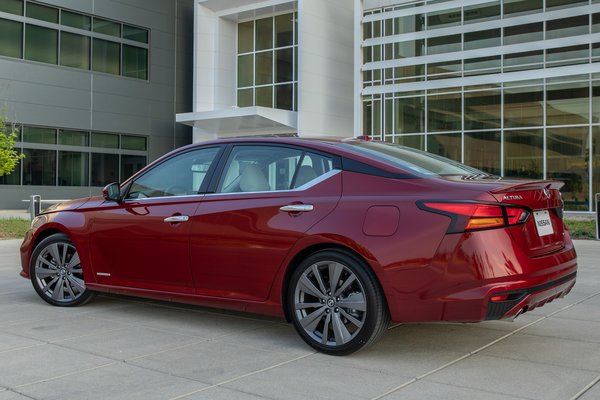 2019 Nissan Altima edition ONE