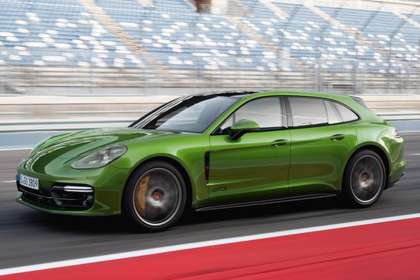 2019 Porsche Panamera Sport Turismo GTS