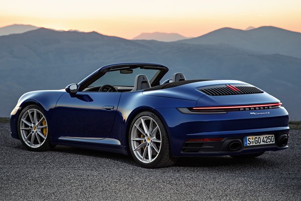 2020 Porsche 911 Carrera Cabriolet 4S