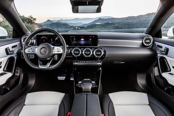 2020 Mercedes-Benz CLA-Class Shooting Brake Interior