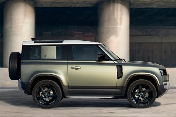 2020 Land Rover Defender 90