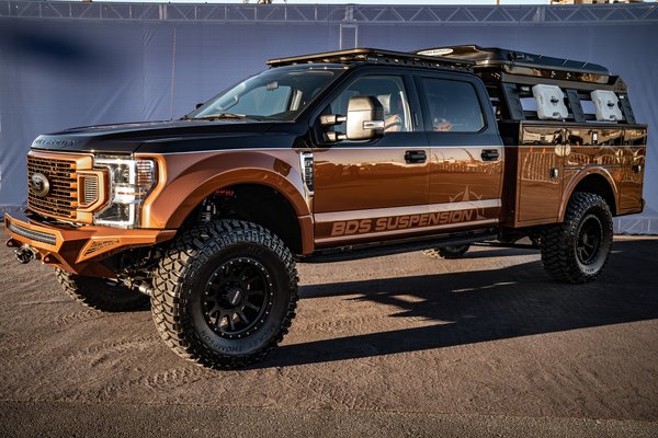 2019 Ford F-350 Super Duty Crew Cab XLT by BDS Suspension