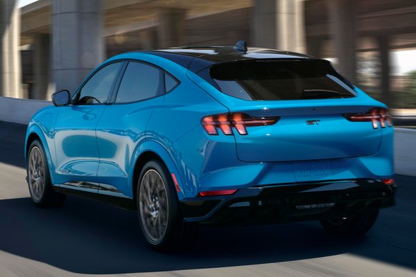 2021 Ford Mustang Mach-E GT