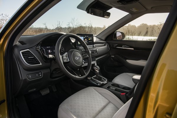 2021 Kia Seltos Interior