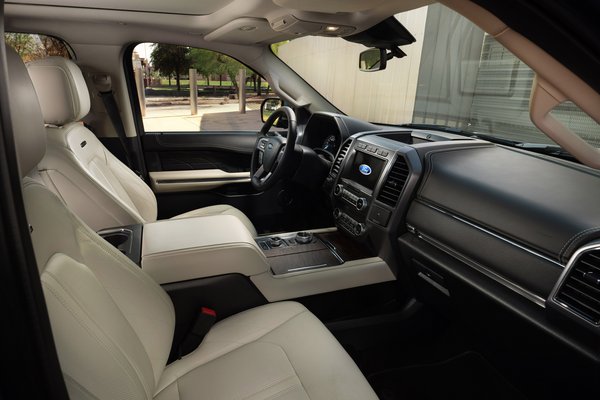 2020 Ford Expedition Platinum Interior