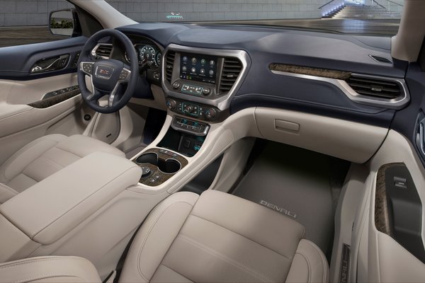 2020 GMC Acadia Denali Interior