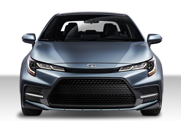 2020 Toyota Corolla XSE sedan