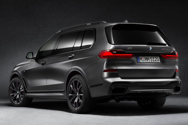 2021 BMW X7 Dark Shadow edition