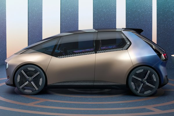 2021 BMW i Vision Circular