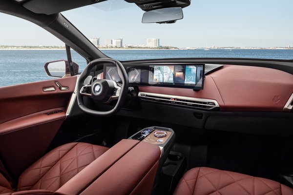 2022 BMW iX Interior