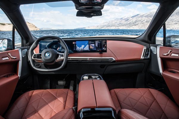 2022 BMW iX Interior