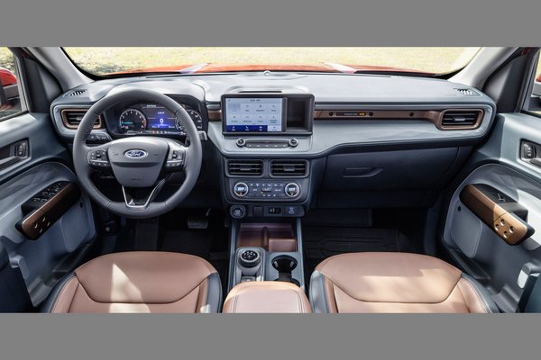 2022 Ford Maverick Lariat Interior