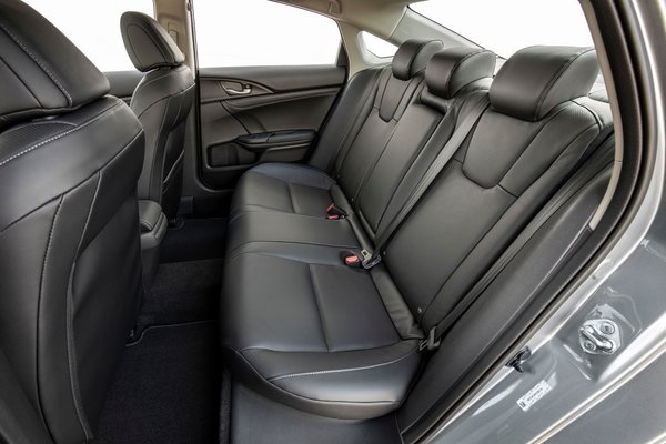 2022 Honda Insight Interior