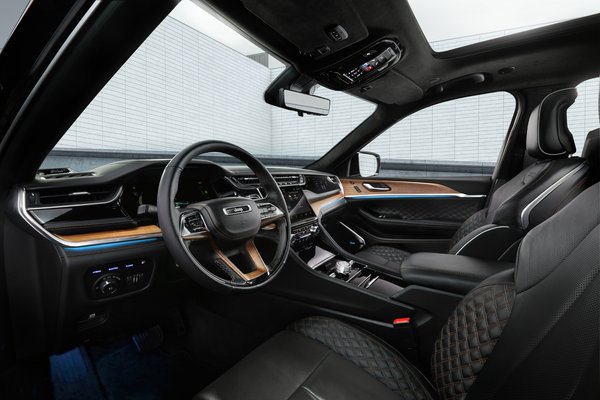 2022 Jeep Grand Cherokee 4xe Interior