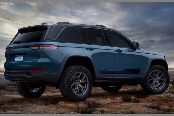 2022 Jeep Grand Cherokee Trailhawk 4xe