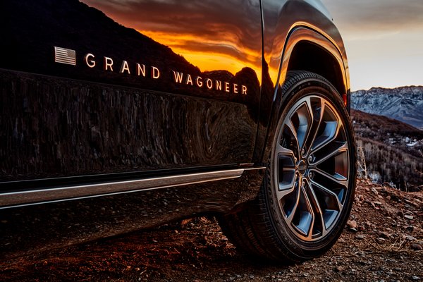 2022 Jeep Grand Wagoneer