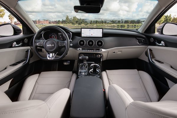 2022 Kia Stinger GT-Line Interior