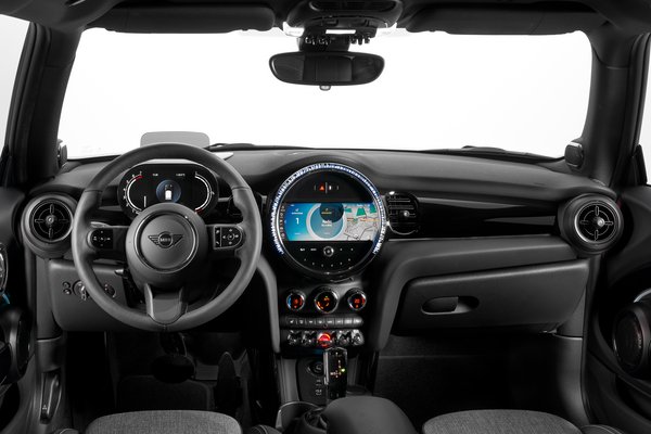 2022 Mini Cooper Hardtop 2-door Interior