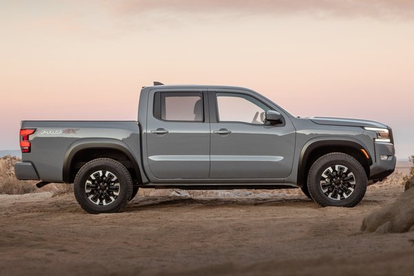 2022 Nissan Frontier Crew Cab