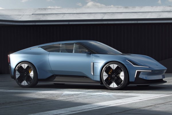 2022 Polestar O2