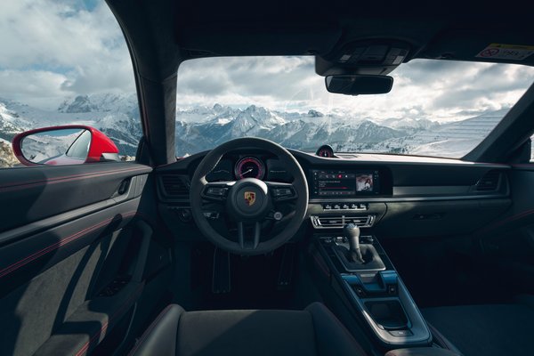 2022 Porsche 911 Carrera GTS Coupe Interior