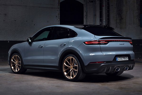 2022 Porsche Cayenne Turbo GT Coupe