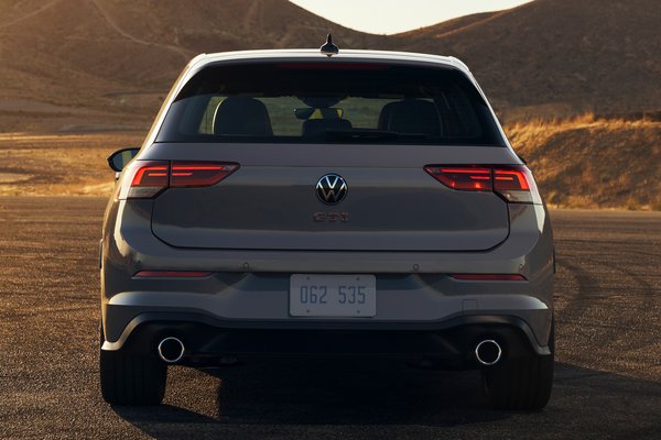 2022 Volkswagen Golf GTI 5d