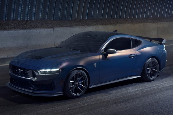 2024 Ford Mustang Dark Horse