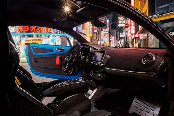 2023 Alpine A110 R Interior