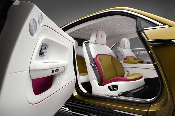 2024 Rolls-Royce Spectre Interior