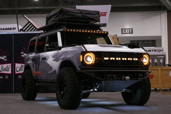 2022 Ford Bronco: Off-Roading Performance by SEMA Businesswomens Network