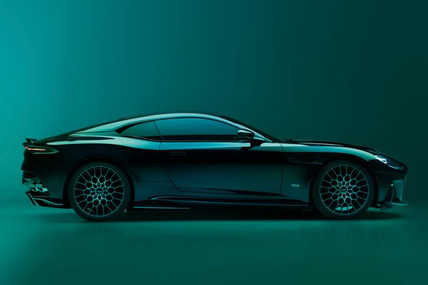 2023 Aston Martin DBS 770 Ultimate