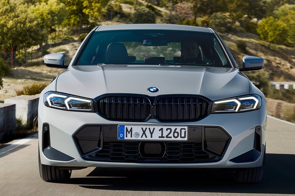 2023 BMW 3-Series sedan