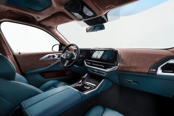 2023 BMW XM Interior