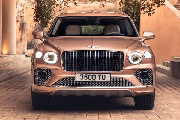 2023 Bentley Bentayga EWB