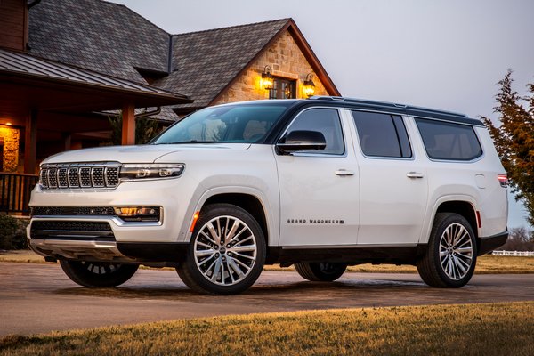 2023 Jeep Grand Wagoneer L Series III