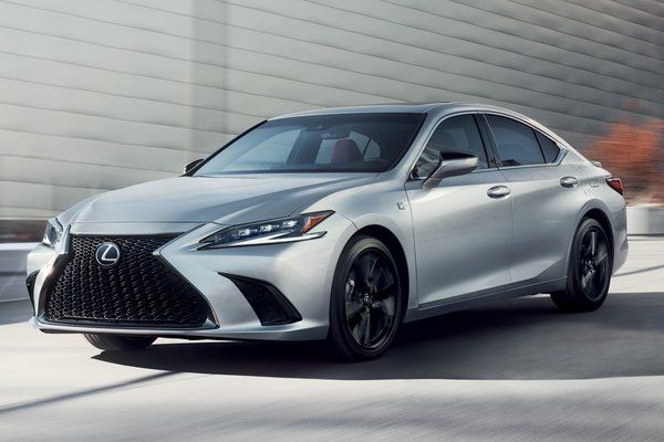 2023 Lexus ES 300h