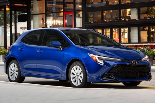 2023 Toyota Corolla SE Hatchback