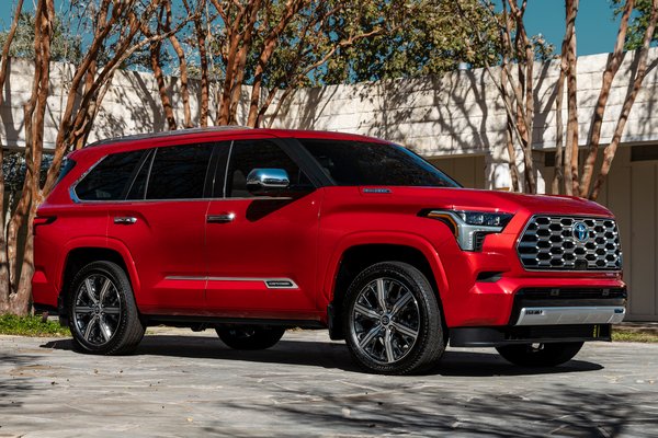 2023 Toyota Sequoia Capstone