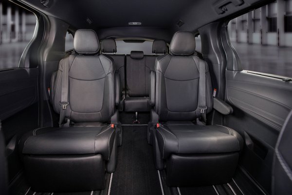 2023 Toyota Sienna 25th Anniversary edition Interior