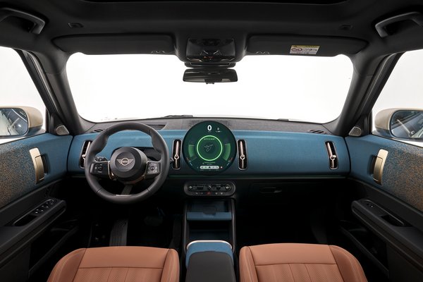 2025 Mini Countryman Electric Interior