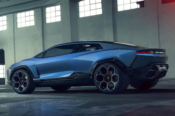 2023 Lamborghini Lanzador