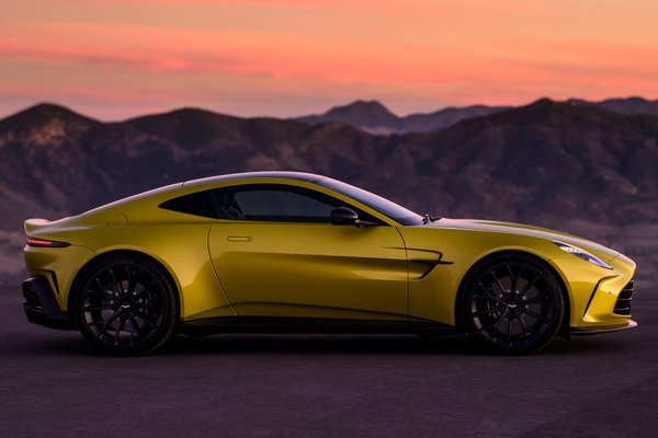 2024 Aston Martin Vantage